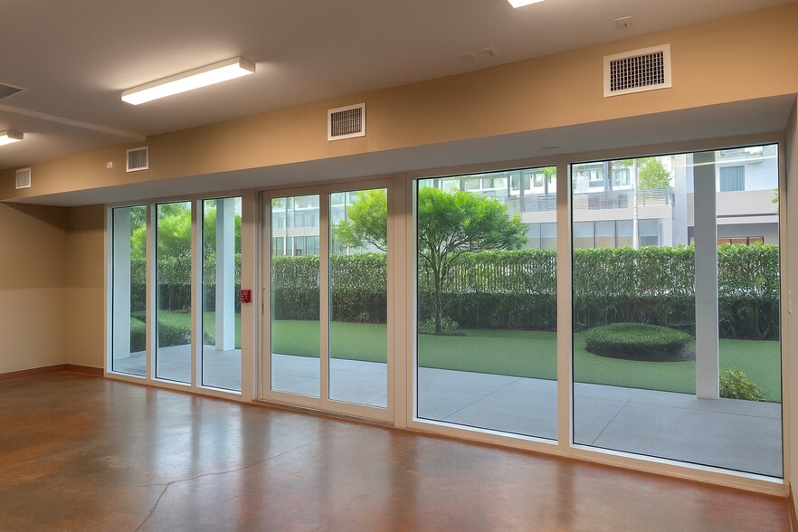 More Photos Of 18651 NE 24th Pl, Miami Storefront Retail Residential For Sale