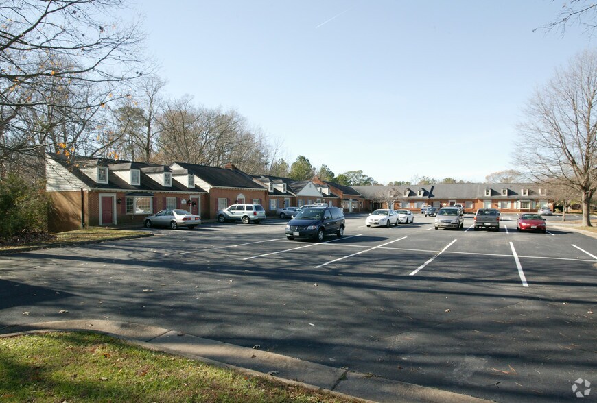 More Photos Of 3073-3097 Brickhouse Ct, Virginia Beach Office For Lease