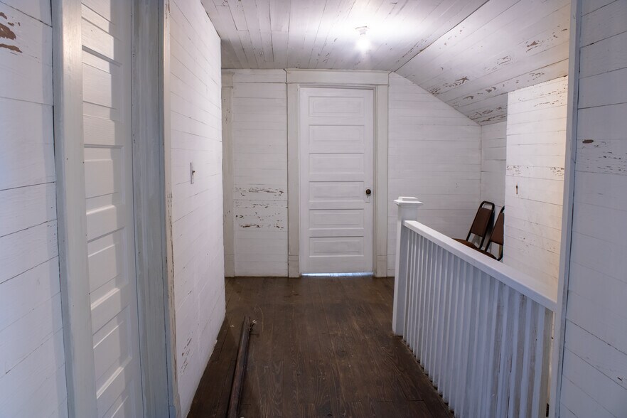 More Photos Of 611 Carthage St, Sanford Medical For Lease