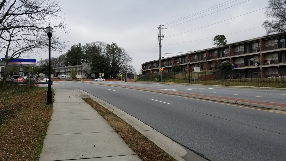 More Photos Of 585 N Fairground St, Marietta Land For Sale