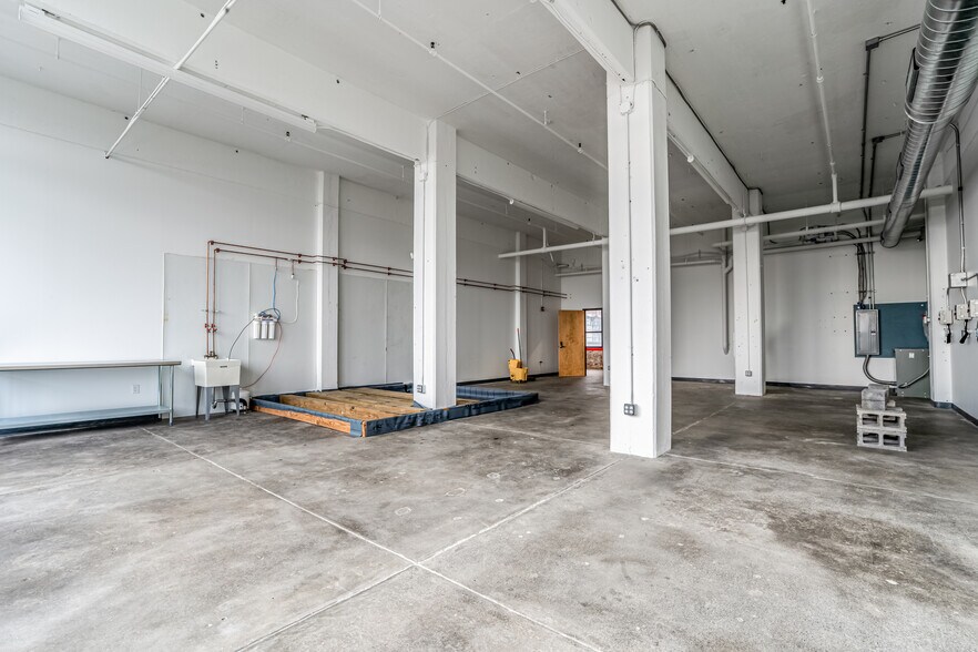More Photos Of 3401 N I St, Philadelphia Loft Creative Space For Lease