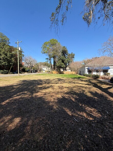 More Photos Of 502-506 Jefferson St, Tallahassee Office For Sale