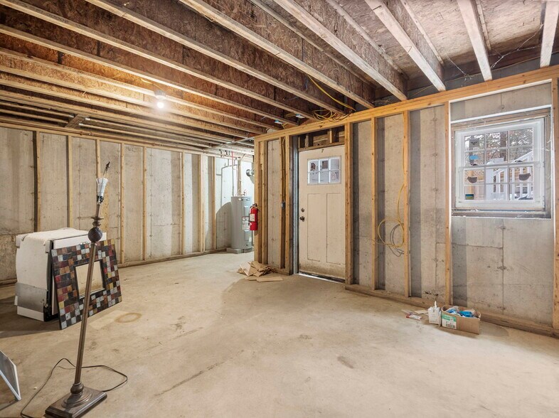 More Photos Of 311 Paddocks Path, Dennis Flex For Sale