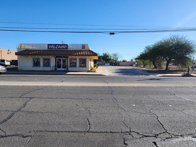 More Photos Of 445 E Main St, El Centro Restaurant For Sale
