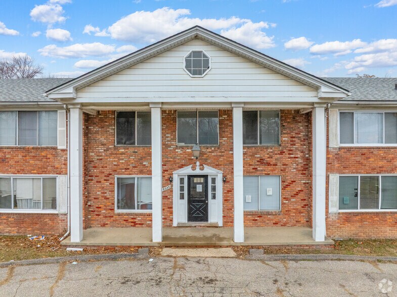 More Photos Of 18045-18123 Lahser Rd, Detroit Apartments For Sale