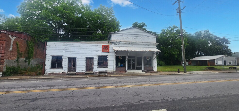 More Photos Of 242 Porcher Ave, Eutawville Freestanding For Sale