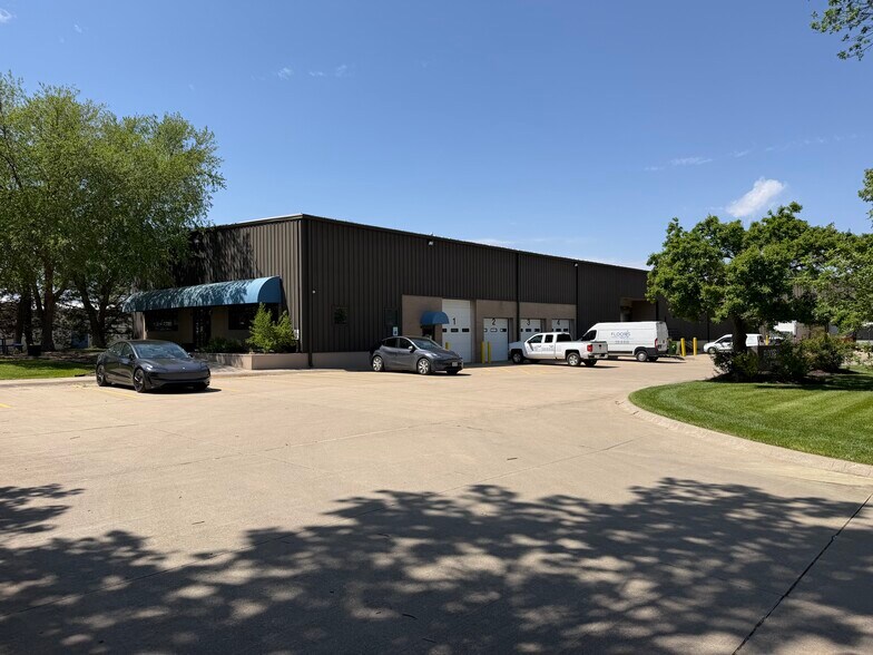 More Photos Of 5201 S 19th St, Lincoln Warehouse For Sale