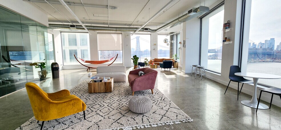 More Photos Of 10 Grand St, Brooklyn Office For Lease