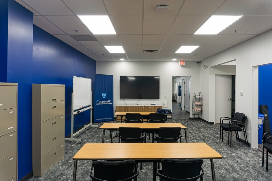 More Photos Of 2080 Western Ave, Guilderland General Retail For Lease