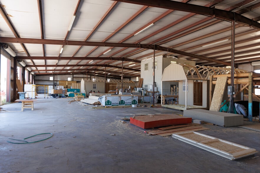 More Photos Of 7626 N General Bruce Dr, Temple Unknown For Lease