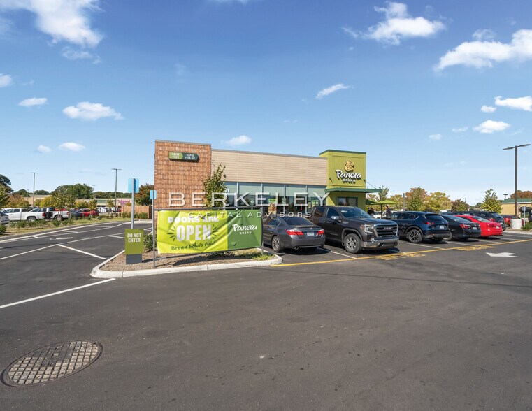 More Photos Of 7701 Tidewater Dr, Norfolk General Retail For Sale