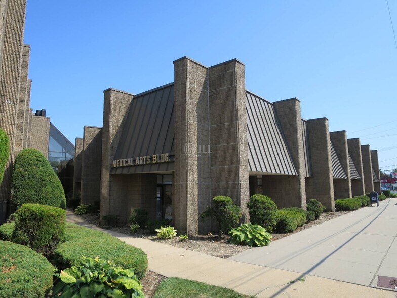 Primary Photo Of 1575 Hillside Ave, New Hyde Park Medical For Sale