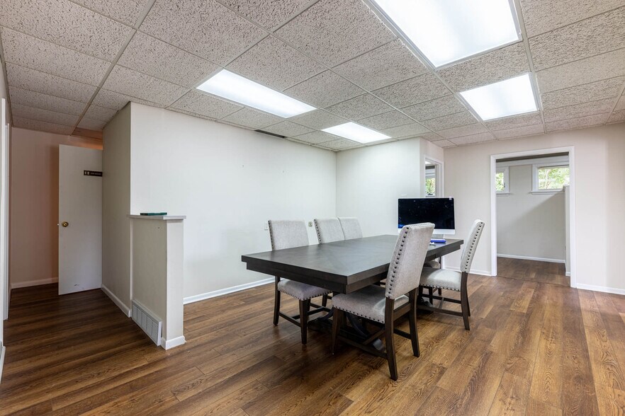 More Photos Of 50 Park Ave, Dayton Medical For Sale