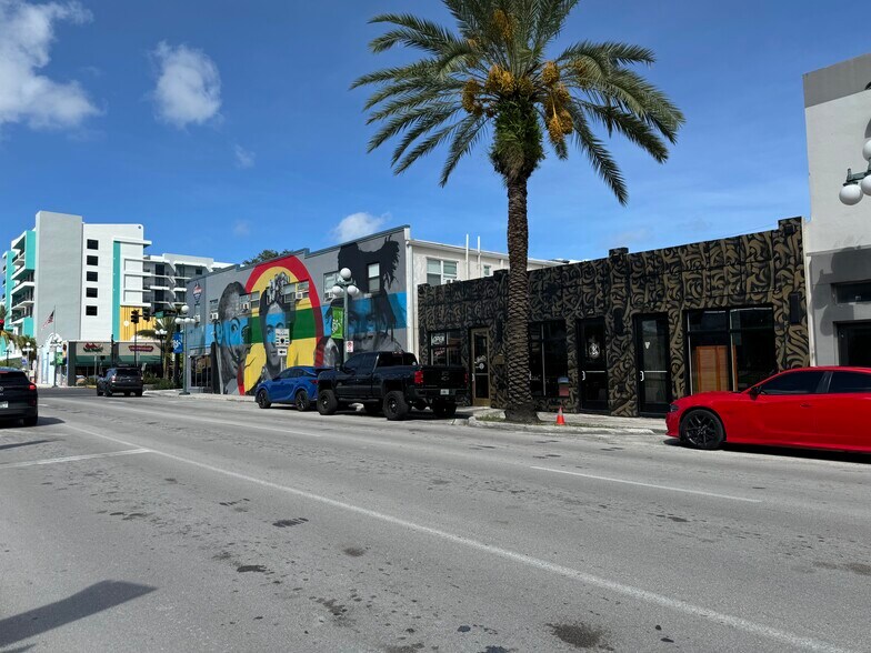 More Photos Of 111 S 21st Ave, Hollywood Office For Lease