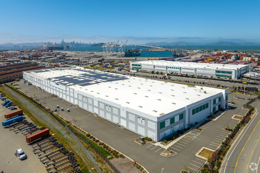 More Photos Of 2000 Maritime St, Oakland Distribution For Lease