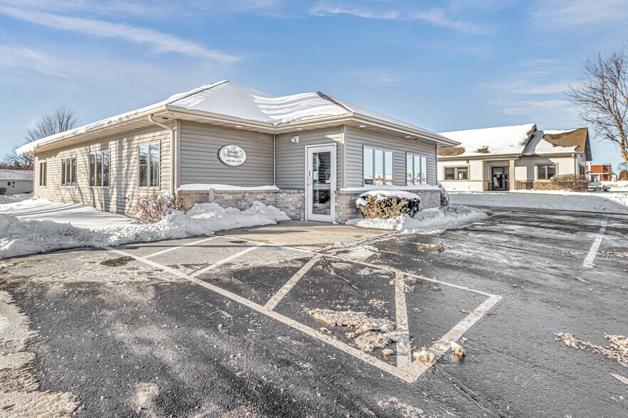 More Photos Of 1101 Service Rd, Kiel Freestanding For Sale