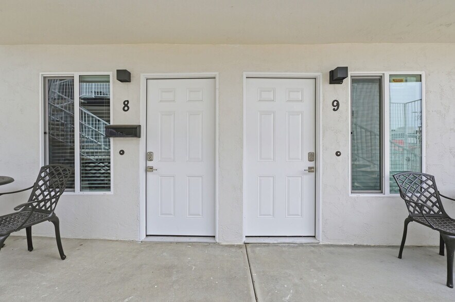 More Photos Of 2005 Highland Ave, National City Apartments For Sale