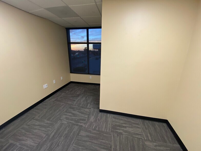 More Photos Of 3186 Vista Way, Oceanside Office For Sale