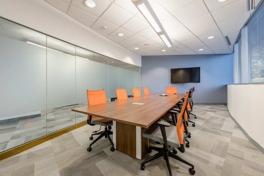 More Photos Of 8609 Westwood Center Dr, Vienna Office For Lease