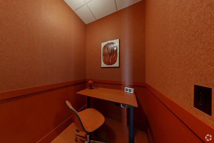 More Photos Of 301 Remington St, Fort Collins Coworking Space