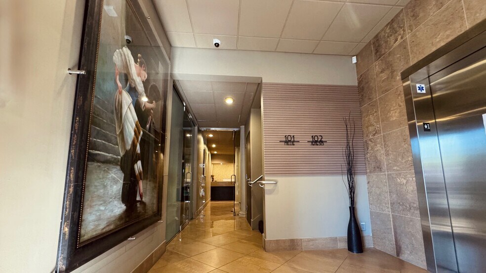 More Photos Of 1471 Saratoga Ave, San Jose Medical For Lease