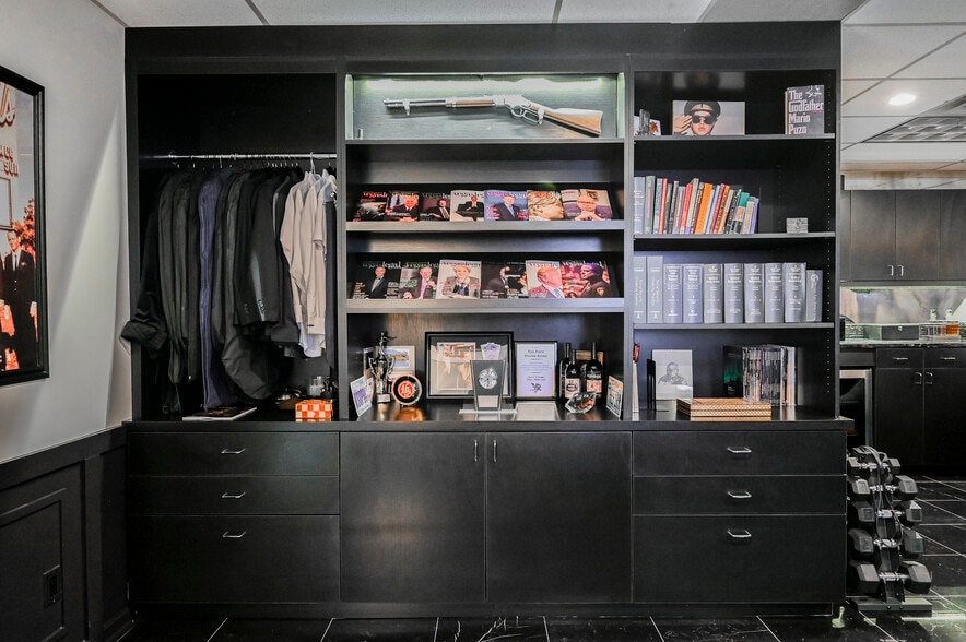 More Photos Of 630 S 3rd St, Las Vegas Office For Sale