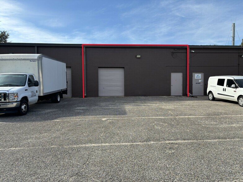 More Photos Of 826 Creighton Rd, Pensacola Light Distribution For Lease