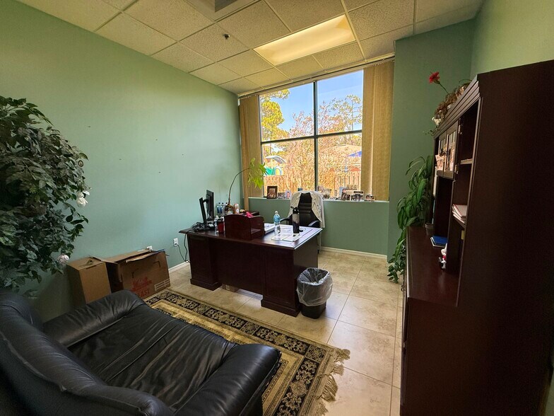 More Photos Of 1180 W Granada Blvd, Ormond Beach Medical For Lease