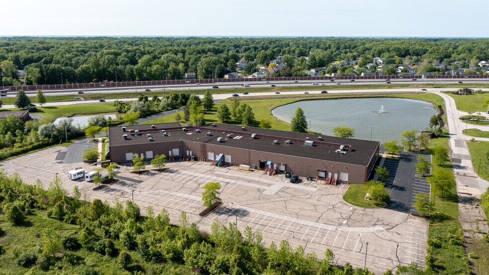 More Photos Of 8020 Tyler Blvd, Mentor Flex For Lease