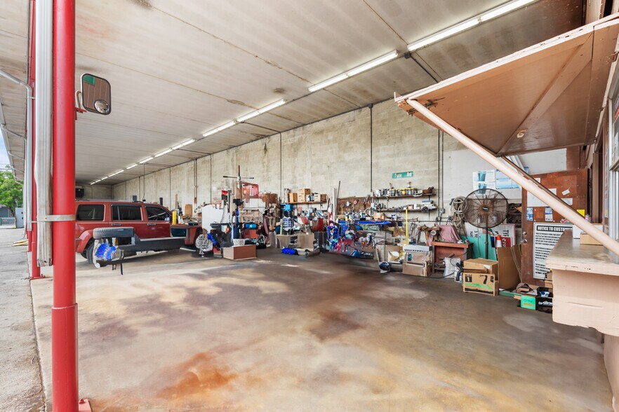 More Photos Of 105 NE 1st Rd, Homestead Industrial For Sale