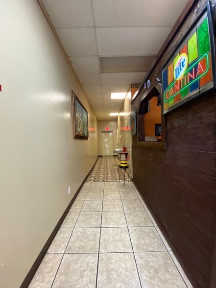 More Photos Of 427 W Pike St, Goshen Restaurant For Lease