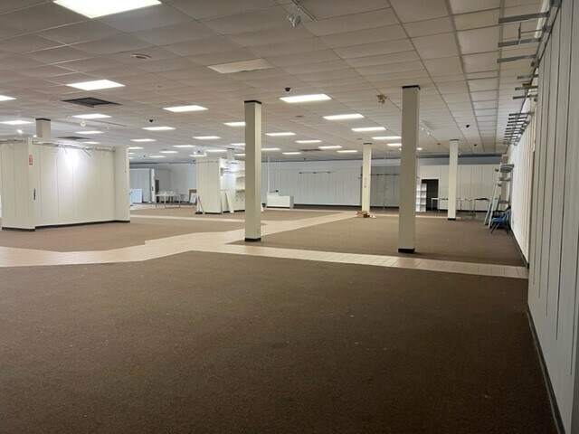 More Photos Of 6433 Highway 182 E, Morgan City Storefront For Lease