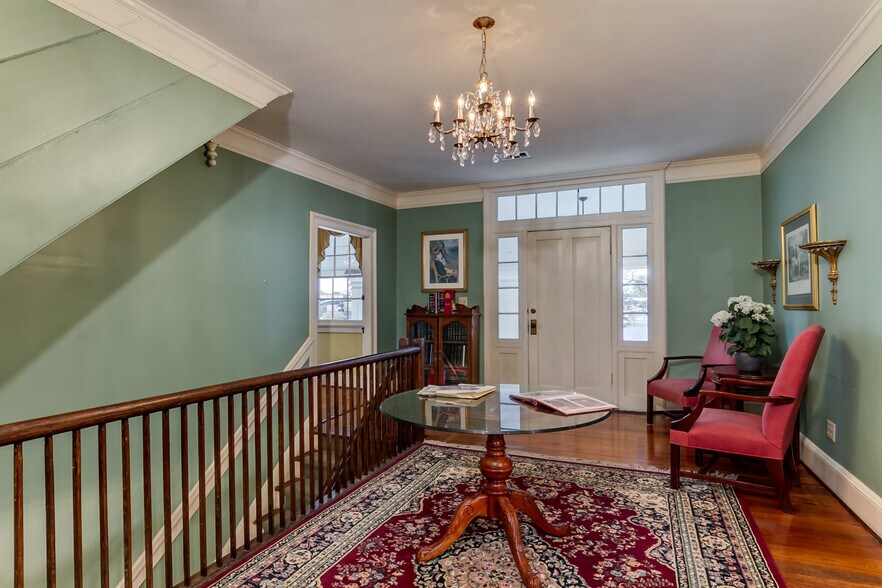 More Photos Of 2606 8th St, Tuscaloosa Office For Sale