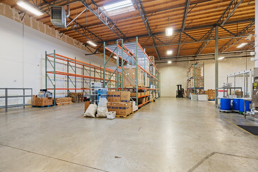 More Photos Of 5900 NE 88th St, Vancouver Distribution For Lease