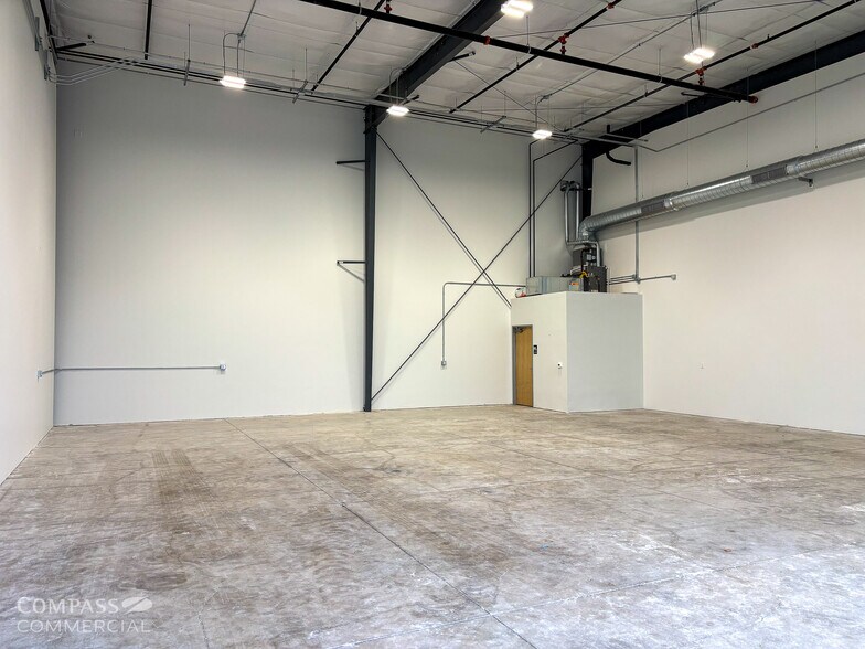 More Photos Of 20489 NE Funner Pl, Bend Industrial For Sale