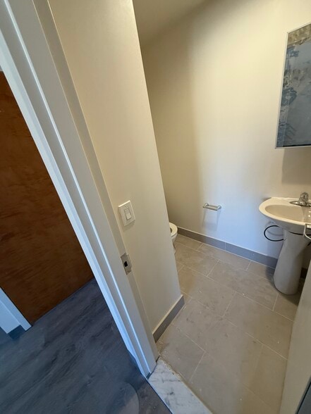 More Photos Of 450 Timpson Pl, Bronx Warehouse For Lease