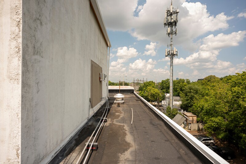 More Photos Of 333 Waller Ave, Lexington Medical For Sale