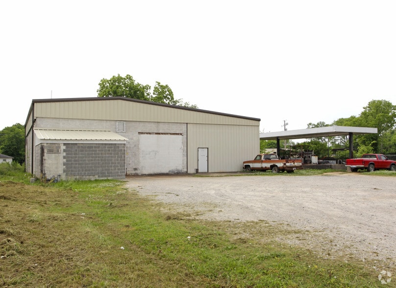 Primary Photo Of 1307-1309 9th Ave, Bessemer Auto Repair For Sale