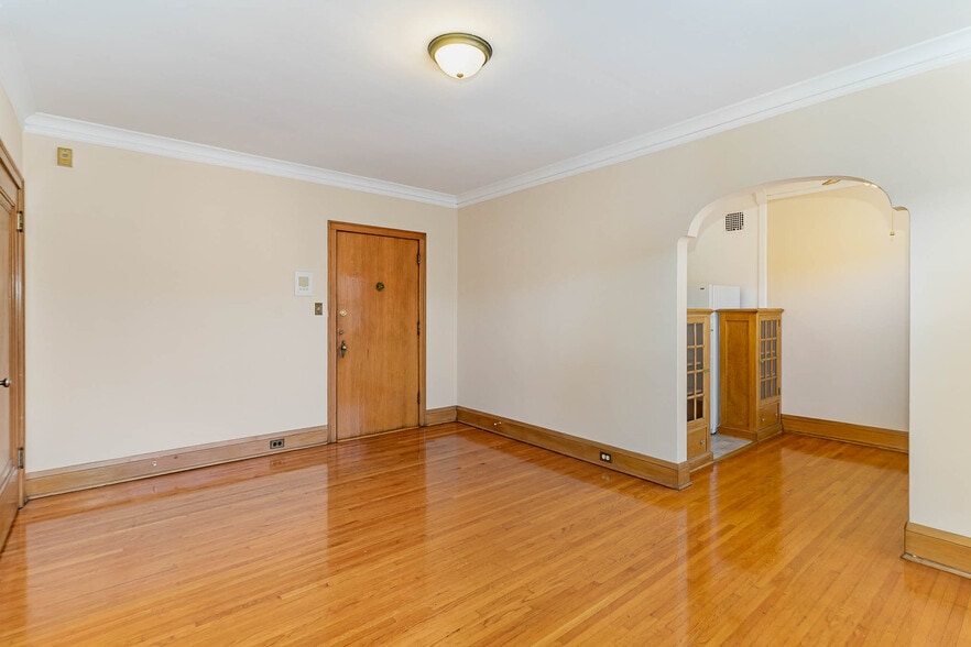 More Photos Of 2719 Park Ave, Minneapolis Apartments For Sale