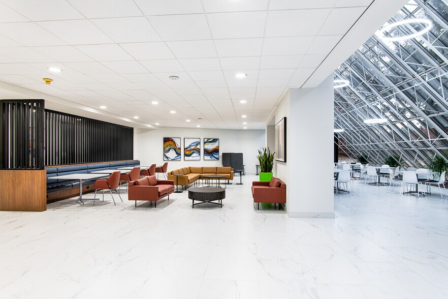 More Photos Of 8200 Brookriver Dr, Dallas Unknown For Lease