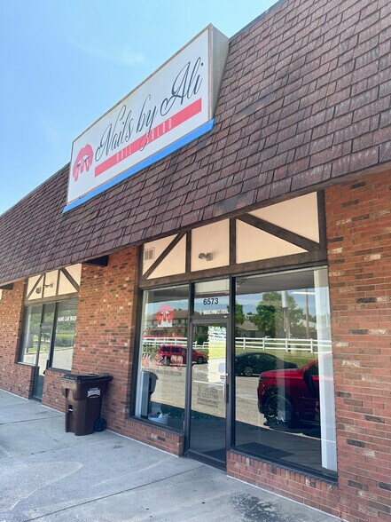 More Photos Of 6511-6577 E Livingston Ave, Reynoldsburg Unknown For Lease