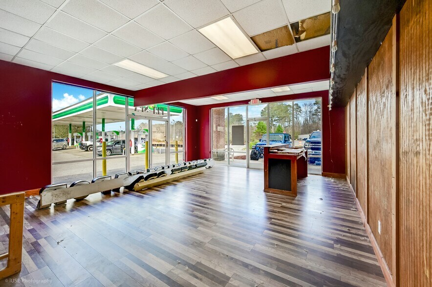 More Photos Of 11242 Cumming Hwy, Canton Unknown For Lease