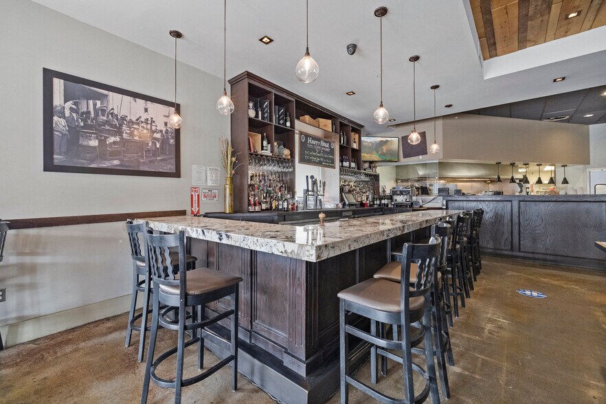 More Photos Of 47 W Main St, Alhambra Restaurant For Lease