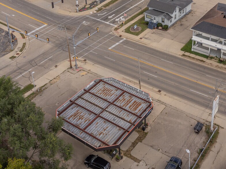 More Photos Of 220 N Galena Ave, Freeport Land For Sale