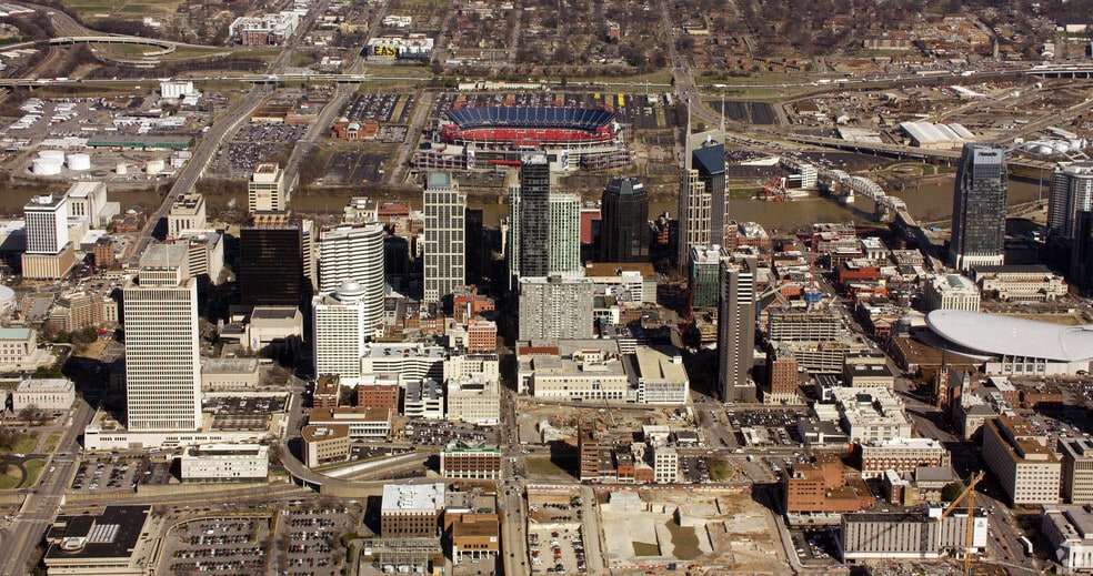 More Photos Of 150 4th Ave N, Nashville Office For Lease