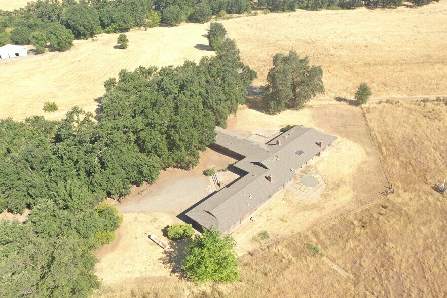 More Photos Of 4873 Gladding Rd, Lincoln Land For Sale