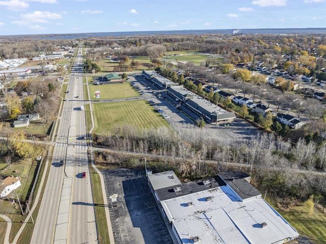 More Photos Of 340-348 N Military Ave, Green Bay Freestanding For Sale