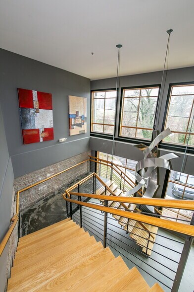 More Photos Of 319 Atlanta St, Marietta Office For Sale