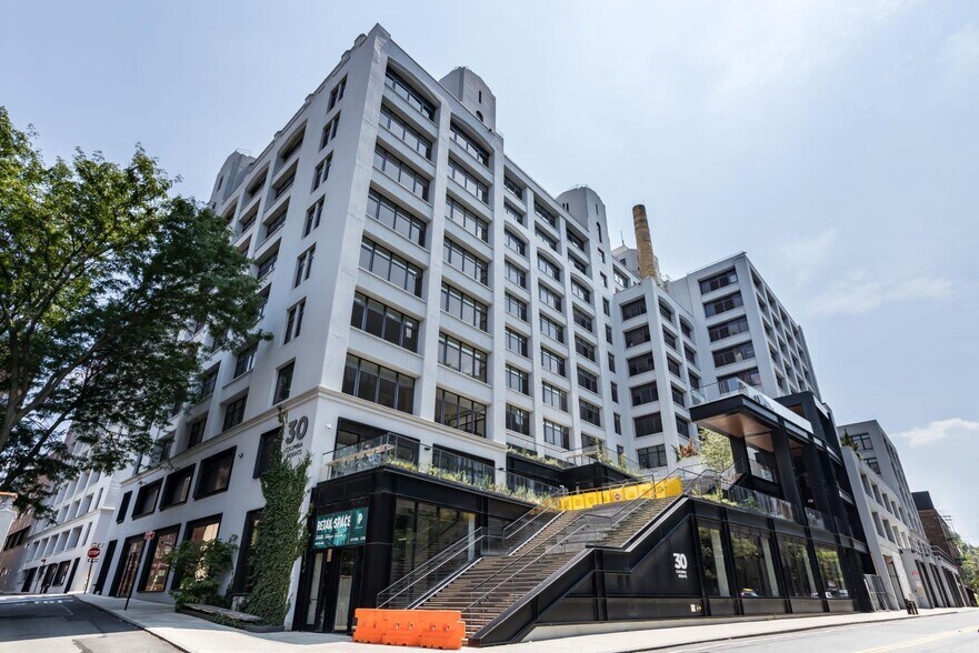 More Photos Of 25 Columbia Hts, Brooklyn Office For Lease