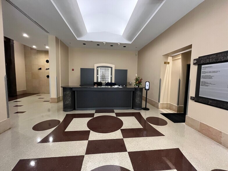 More Photos Of 718-720 Arch St, Philadelphia Office For Lease